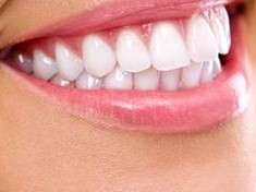 العناية بالاسنان