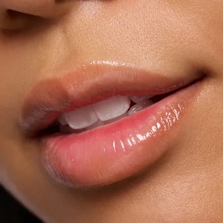Thumbnail of إيسنس ملمع شفاه سوبر ببتيد لامع للشفاه 01 بيبتاكيولار، 10 مل