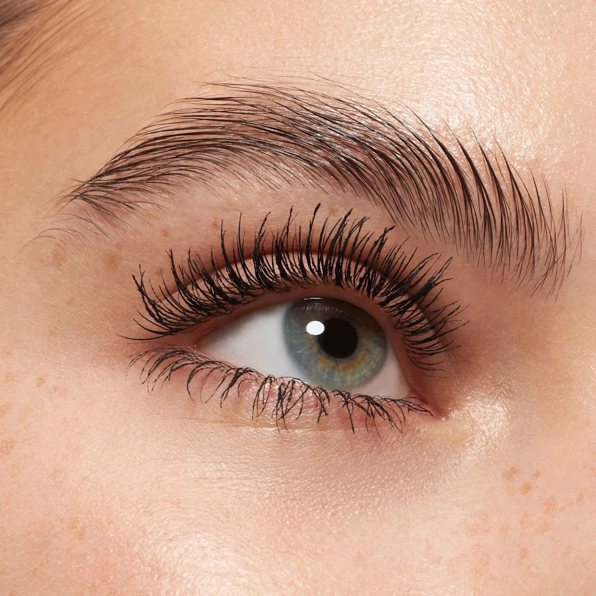 Thumbnail of إيسنس ماسكارا آي لوف إكستريم كريزي فوليوم، 12 مل